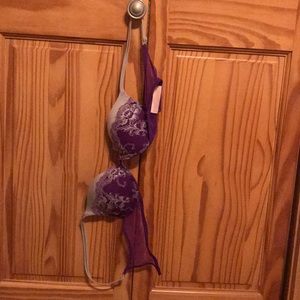 Victoria’s Secret Very Sexy bra